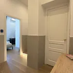 Izz Неаполь